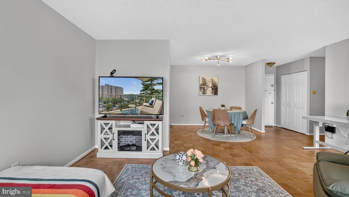 1121 University Boulevard W #613-B photo 7