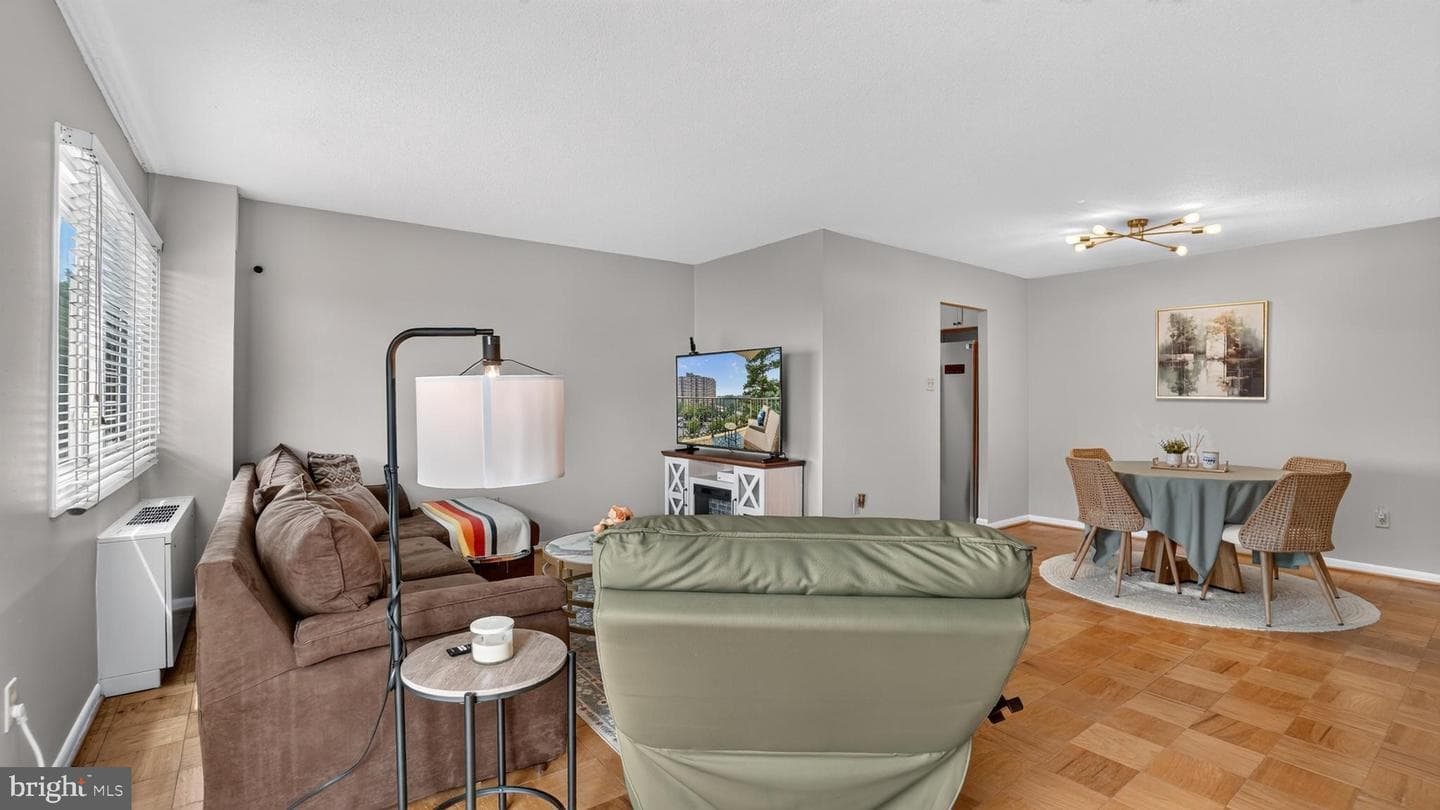 1121 University Boulevard W #613-B photo 9