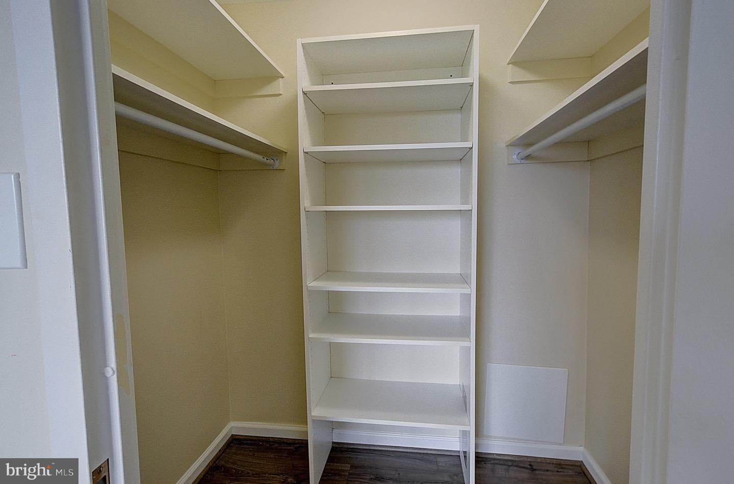 5225 Pooks Hill Road #1511n photo 9