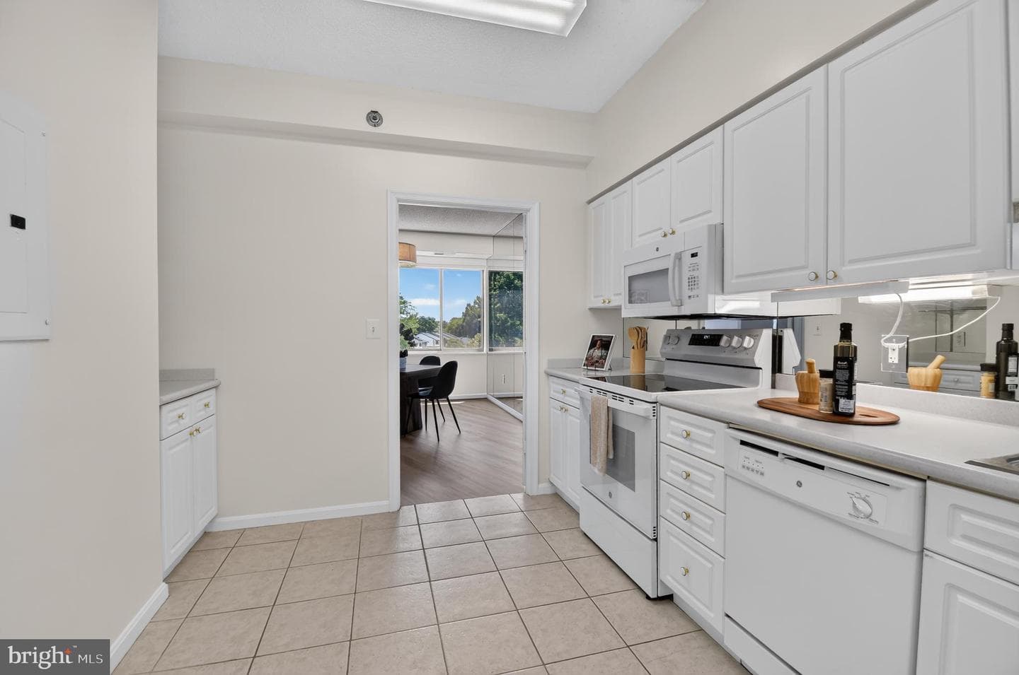 3005 S Leisure World Boulevard #304 photo 7