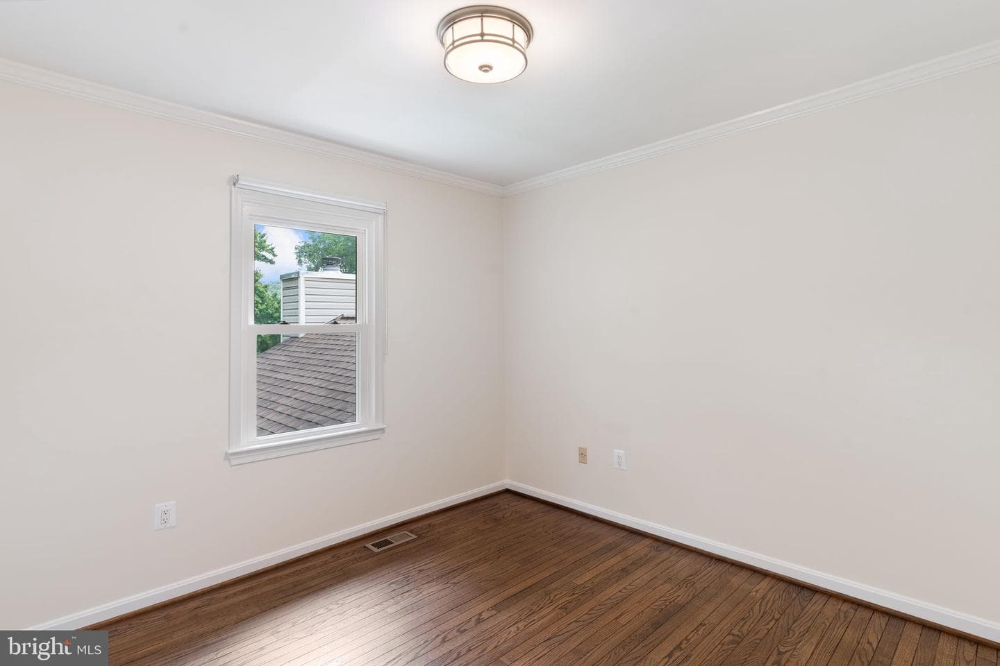 15541 Baileys Lane photo 21