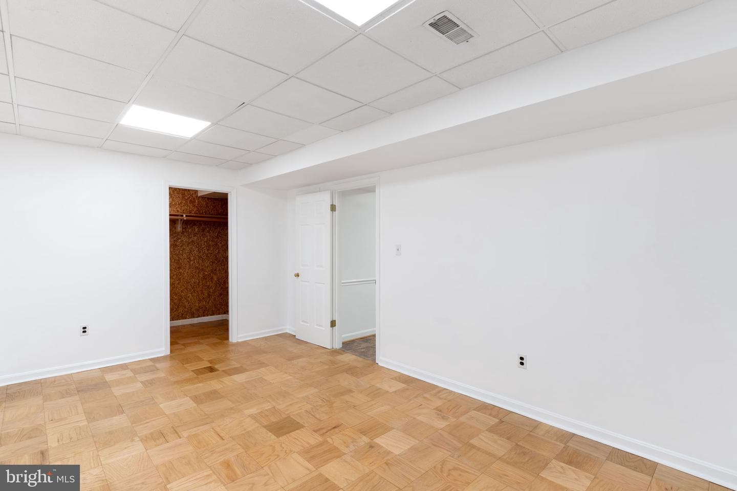 15541 Baileys Lane photo 34