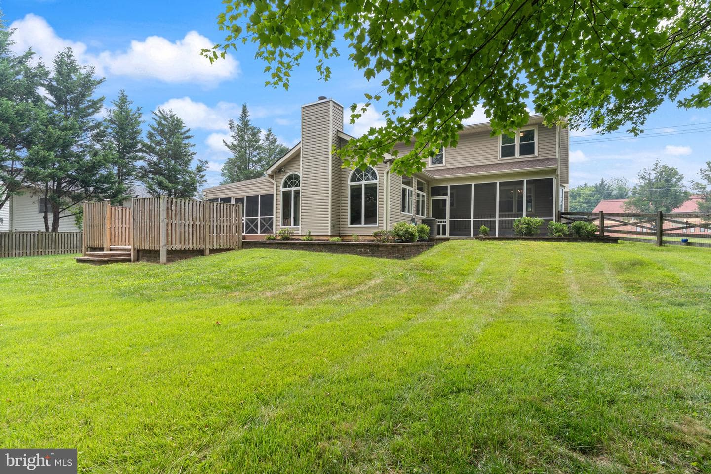 15541 Baileys Lane photo 44