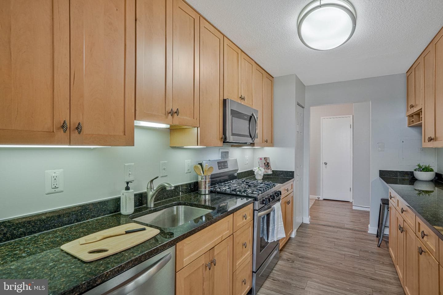118 Monroe Street #1005 photo 6