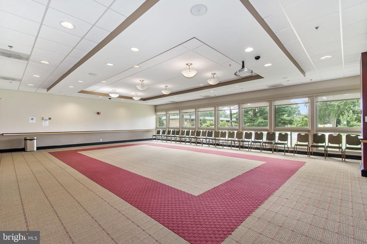 15100 Interlachen Drive #4-117 photo 27