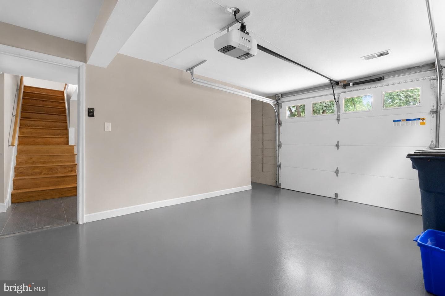 822 Loxford Terrace photo 37