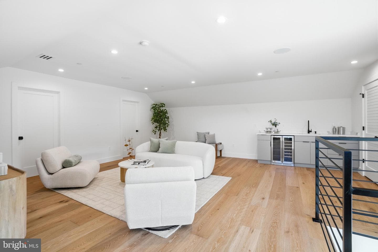 6010 Johnson Avenue photo 85