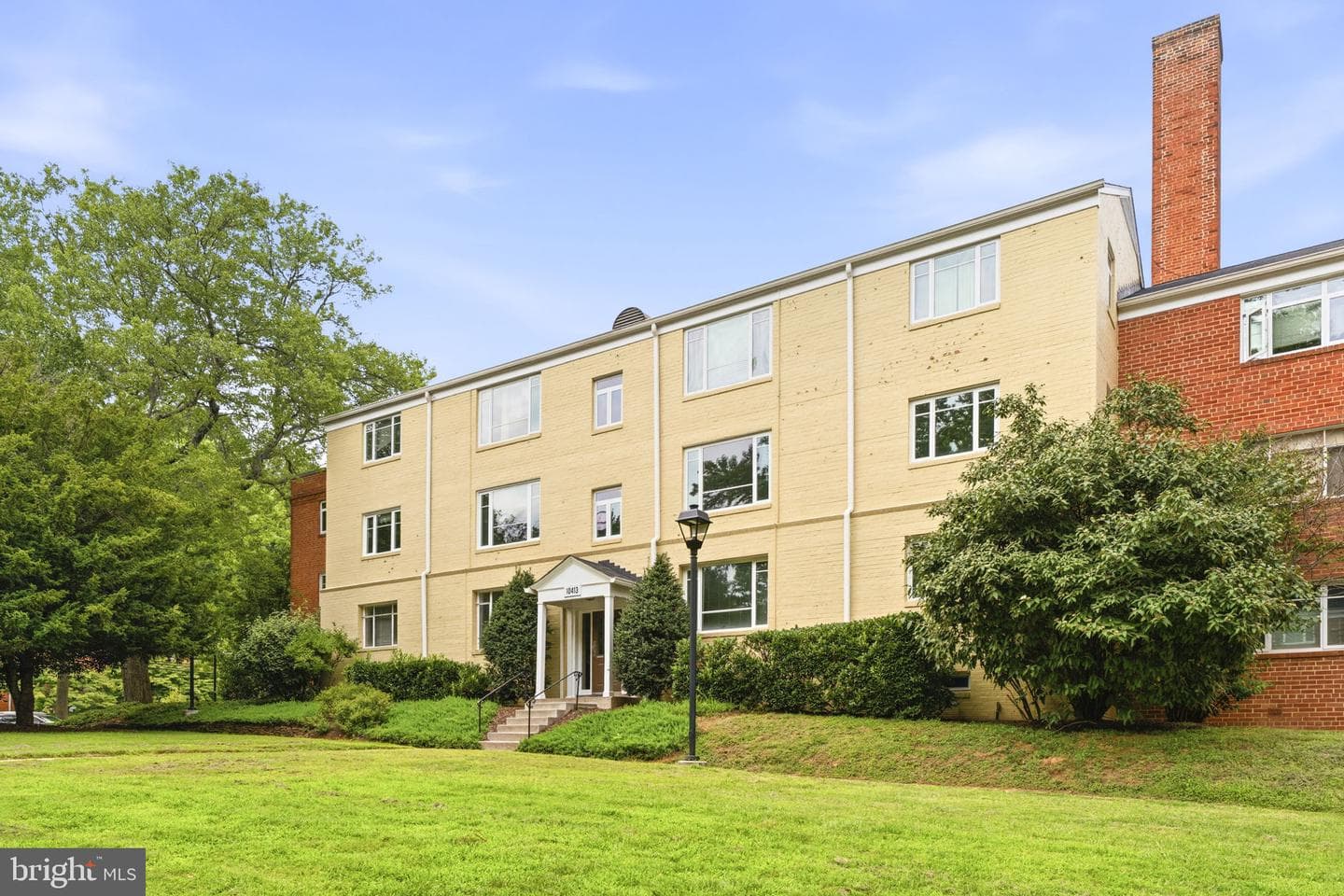 10413 Montrose Avenue #10413, Bethesda