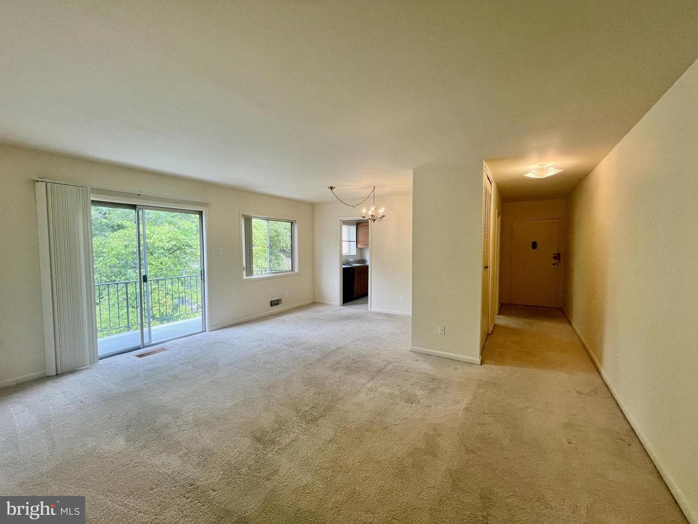 10625 Montrose Avenue #204 photo 11