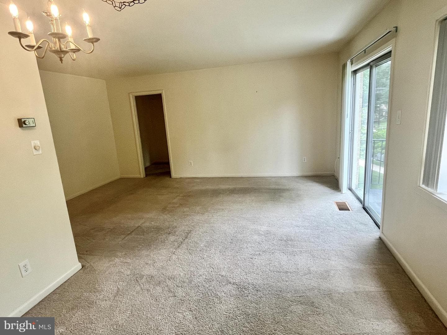 10625 Montrose Avenue #204 photo 4