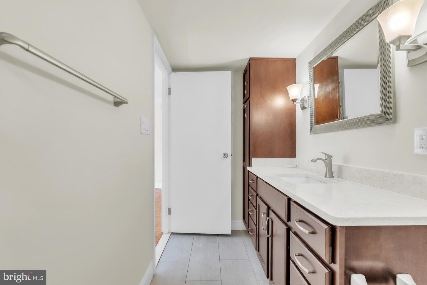 4924 Sentinel Drive #2-404 photo 20
