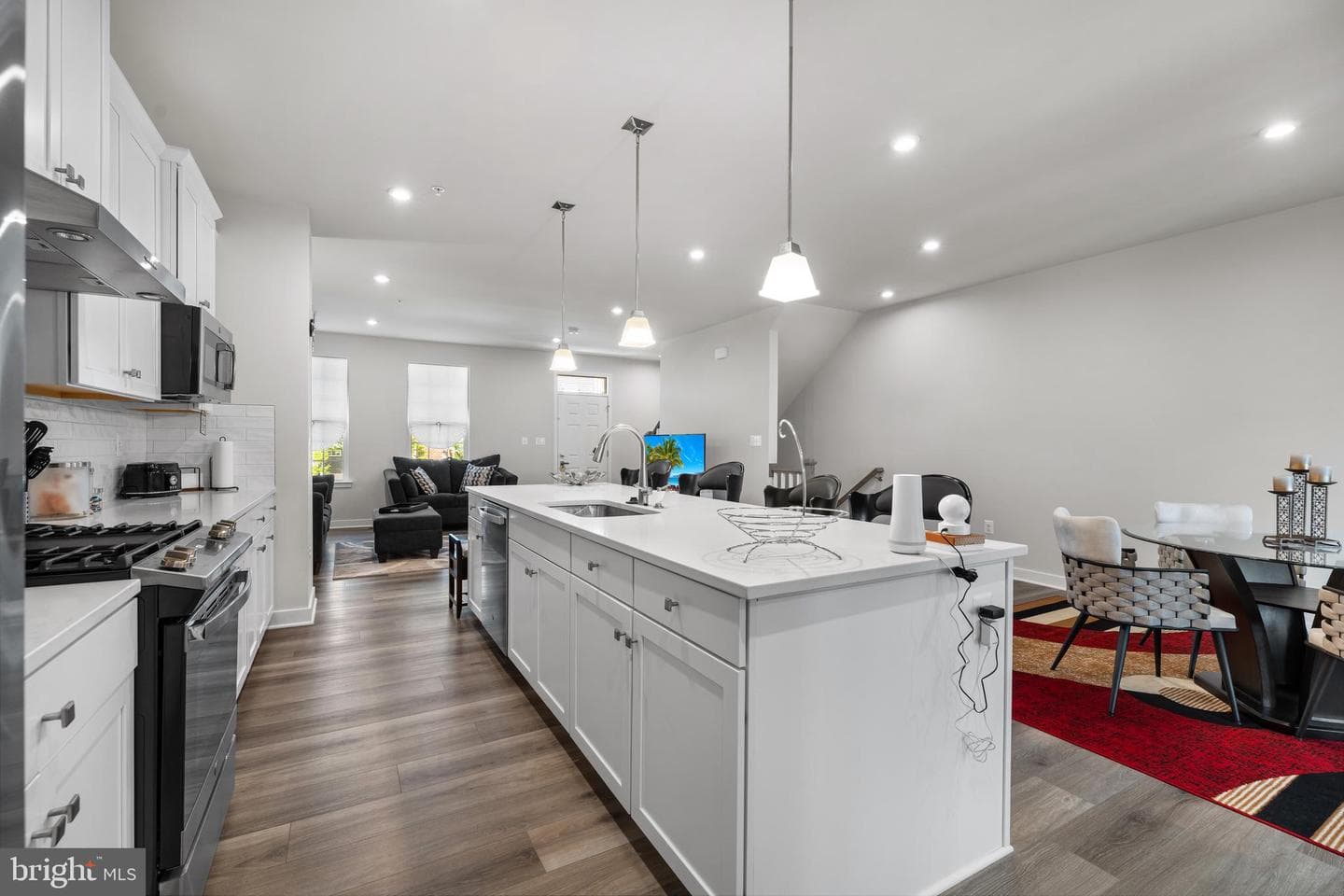 5606 Addington Ln photo 11