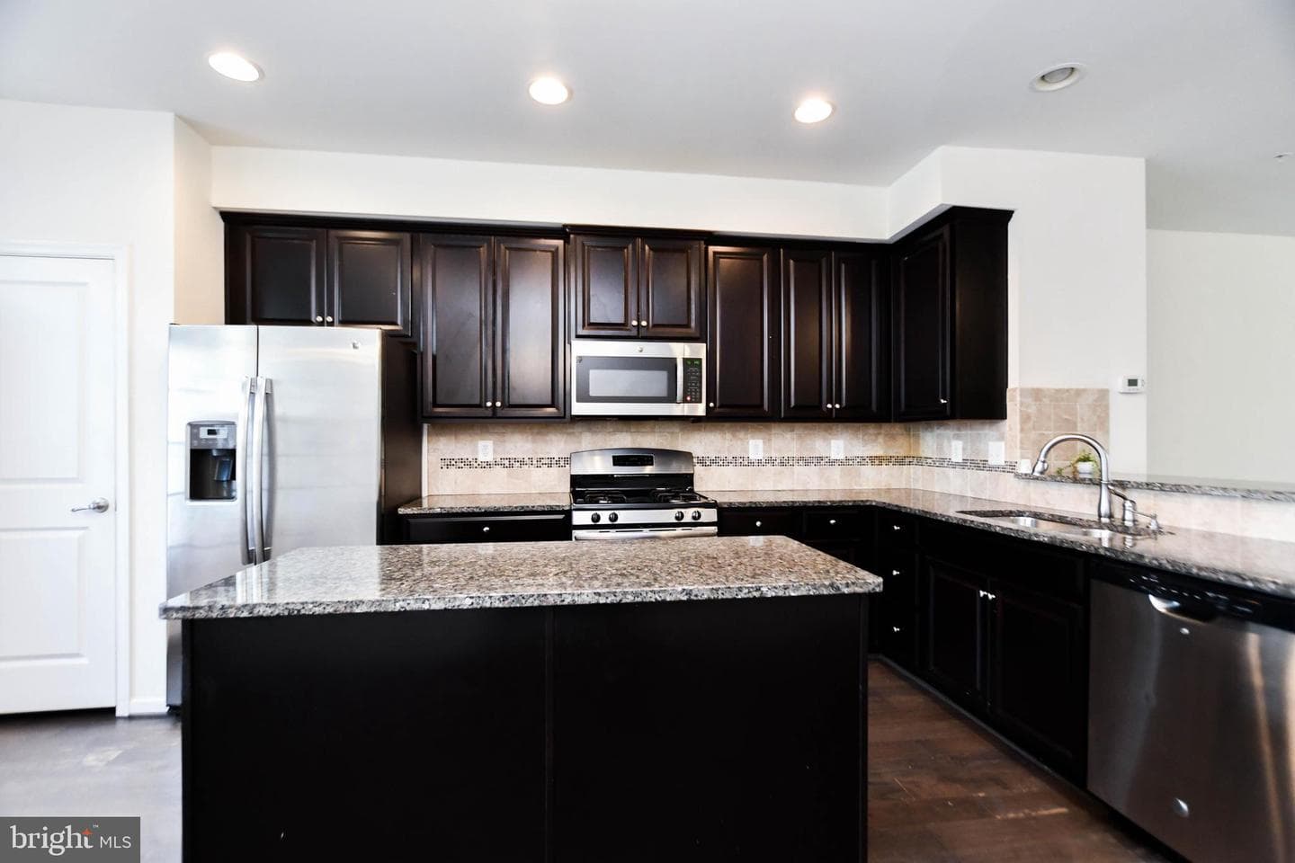 5608 Glover Park Drive photo 11