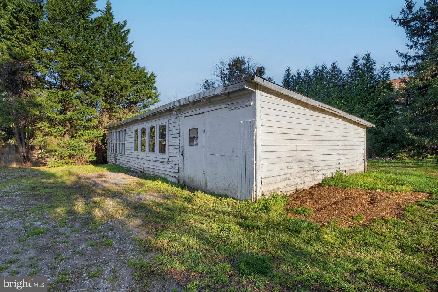 2200 Enterprise Road photo 27