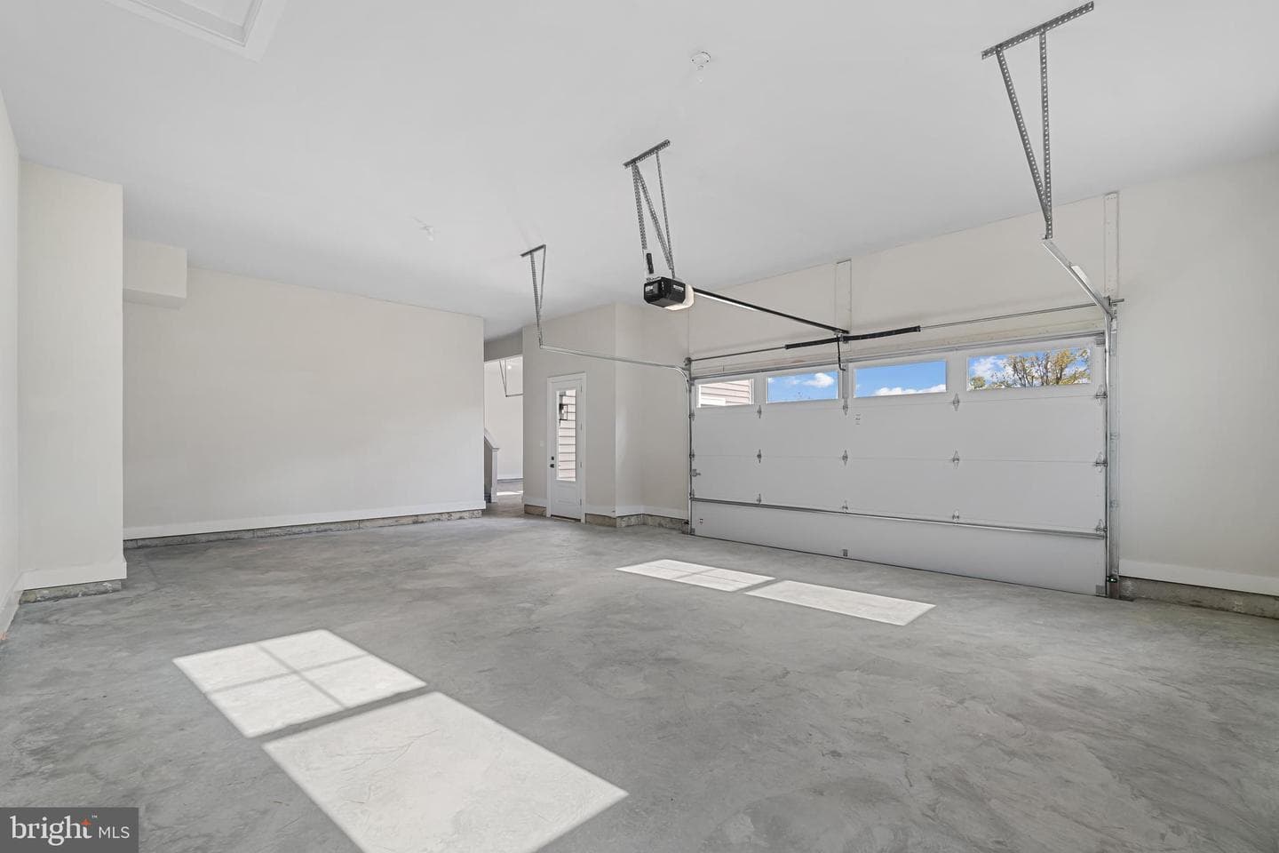 16502 Rolling Knolls Lane photo 44
