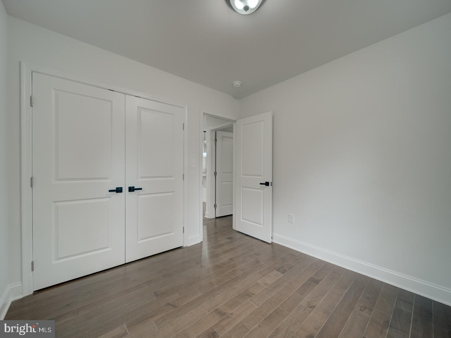 3912 Livingston Street photo 41