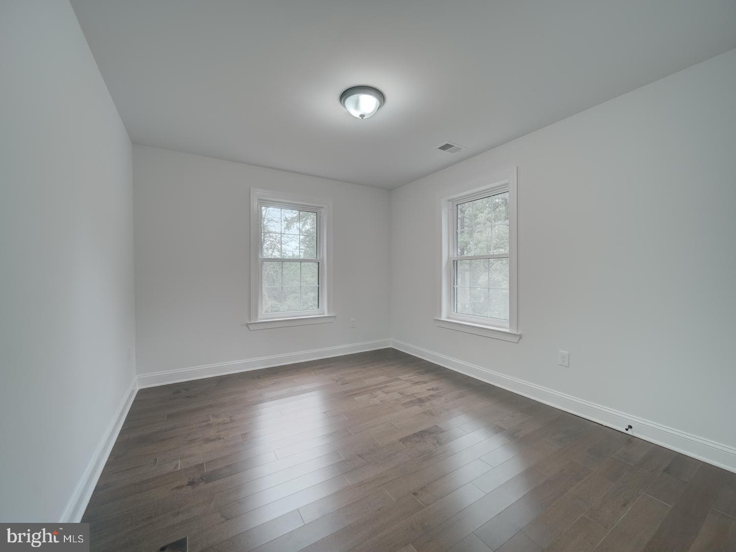 3912 Livingston Street photo 71