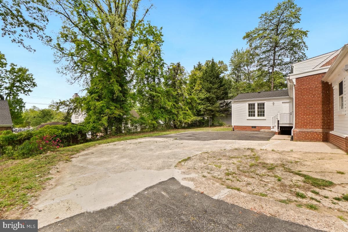 7004 40th Avenue photo 59