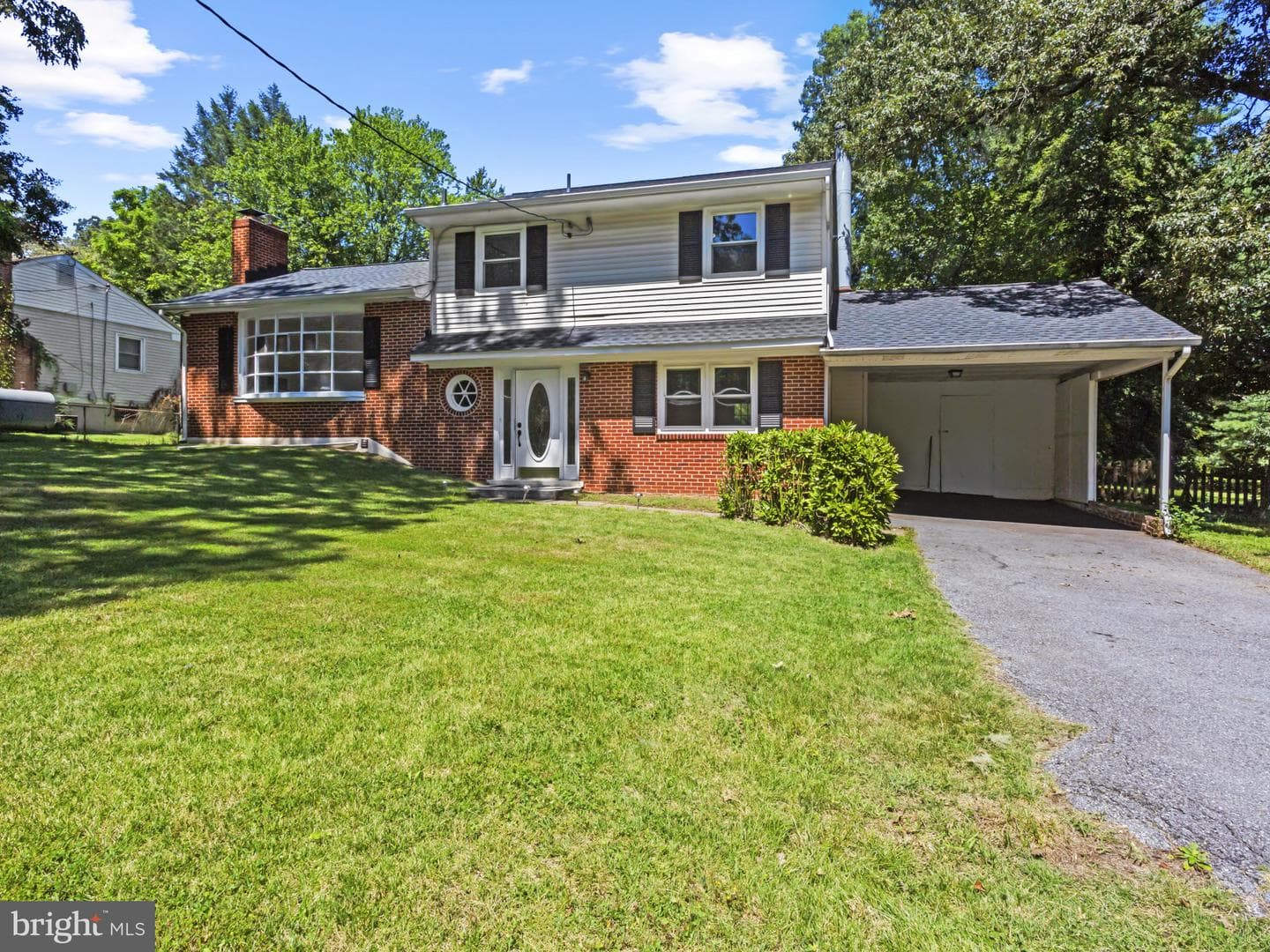 10806 Javins Street photo 3