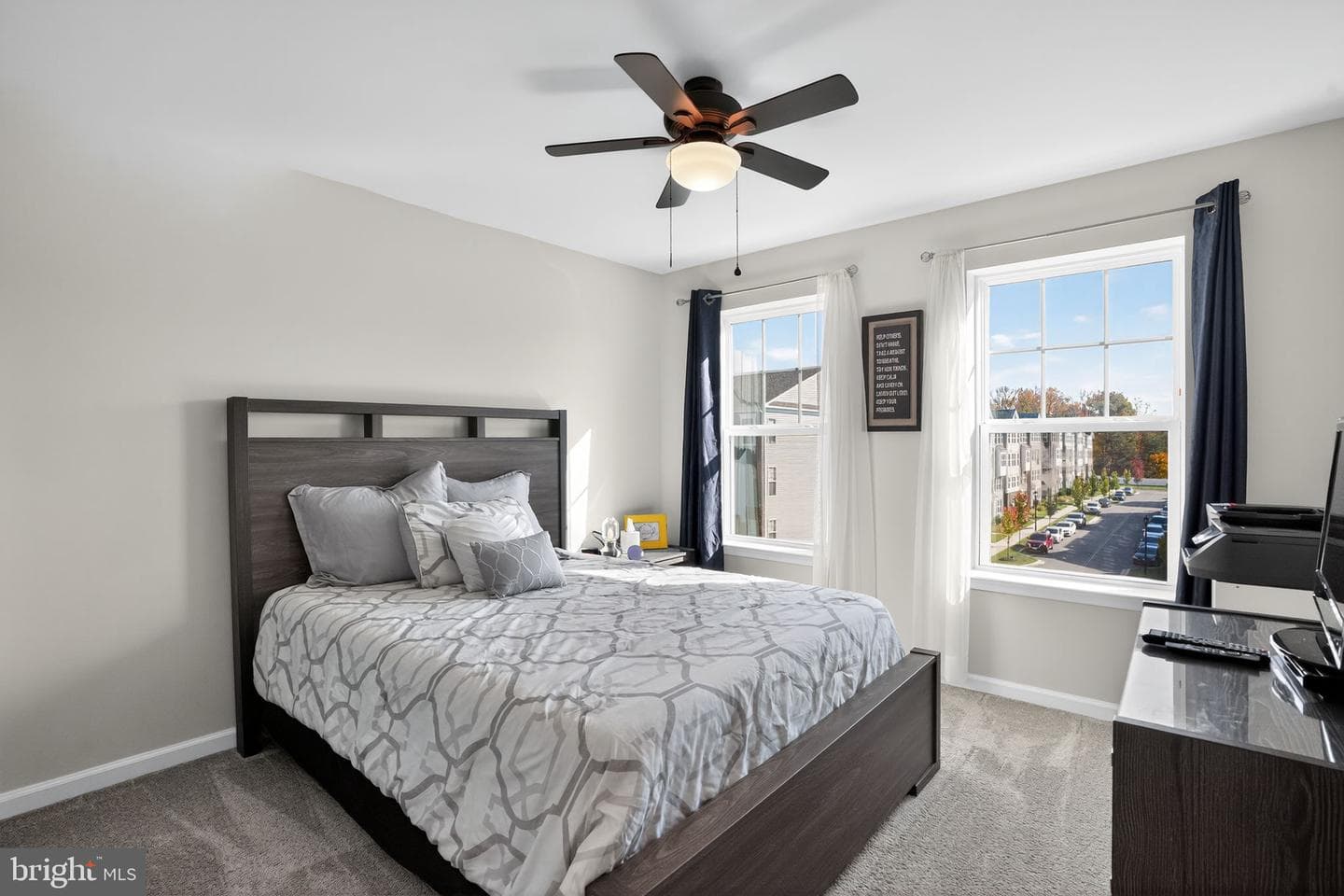 10410 John Glenn St photo 17