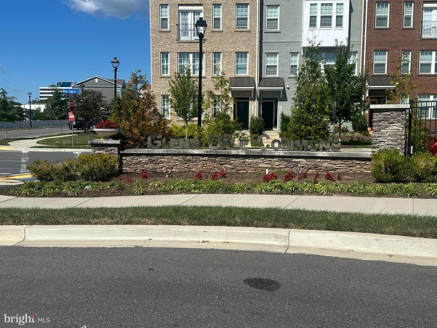 10410 John Glenn St photo 28