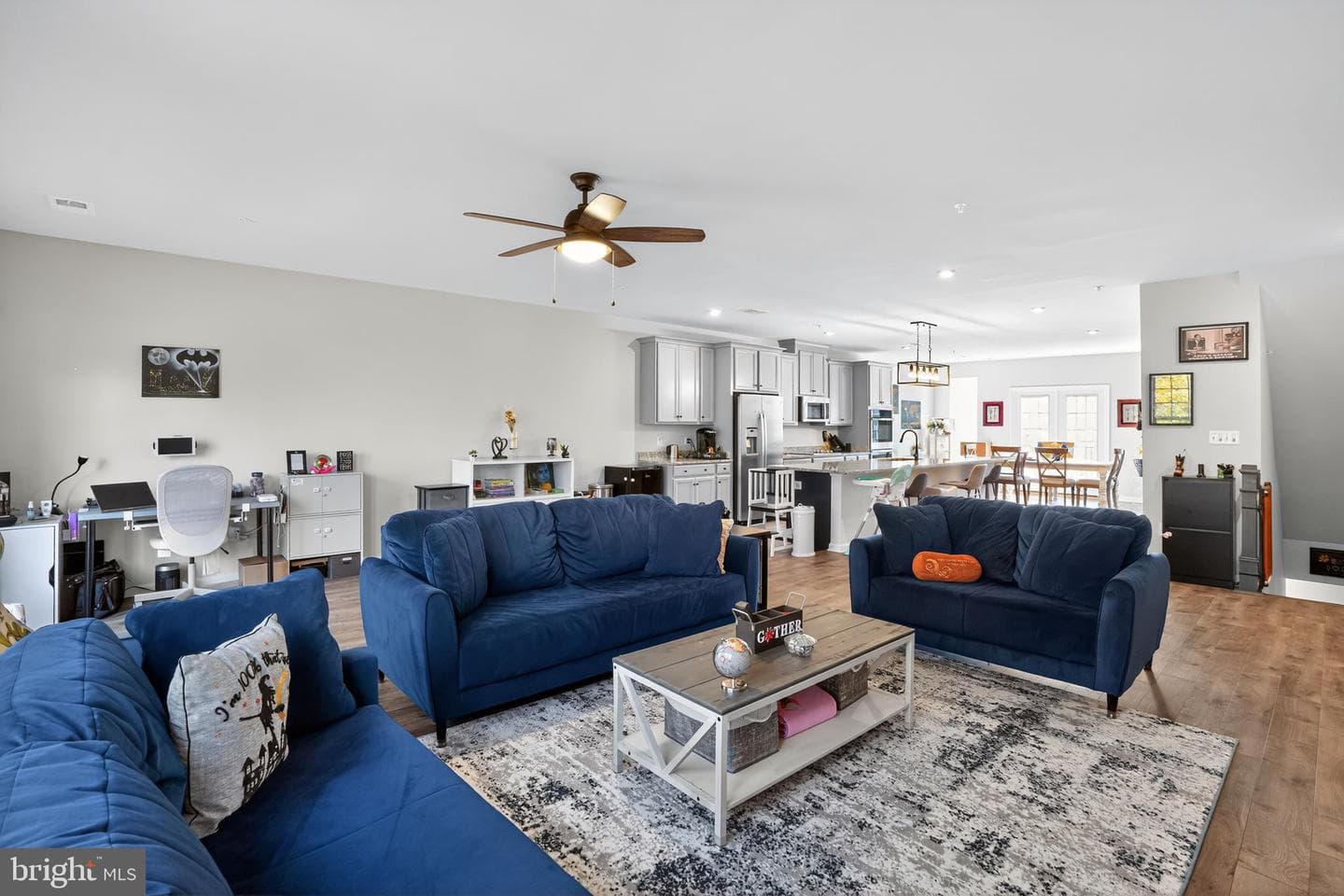 10410 John Glenn St photo 5