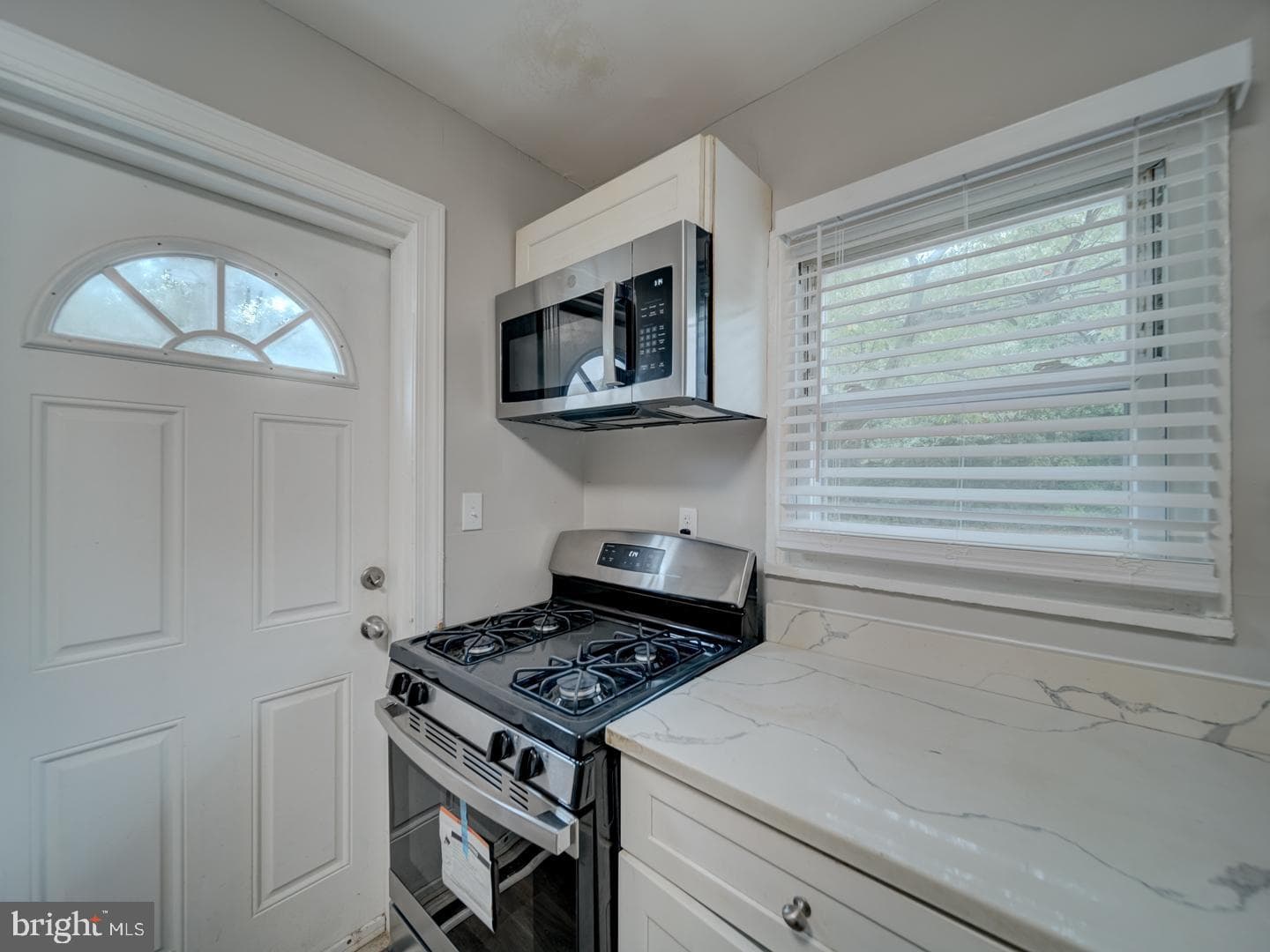 8001 Barlowe Road photo 14