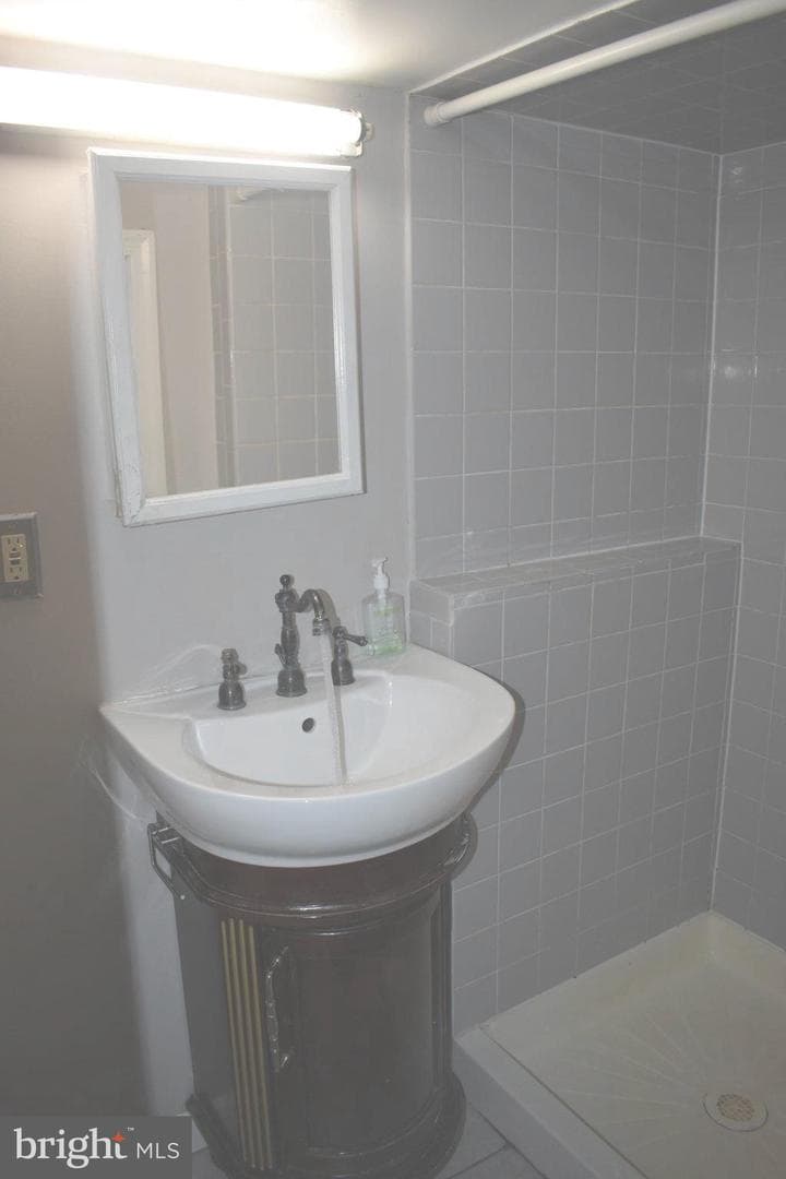 4318 Newton Street photo 35