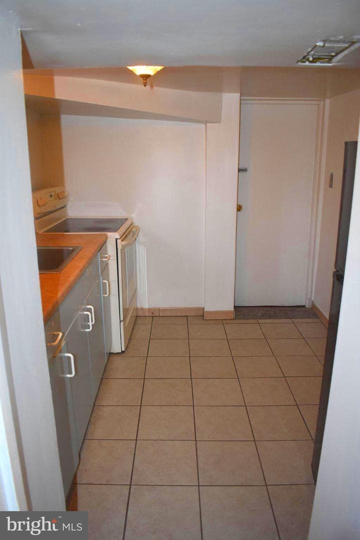 4318 Newton Street photo 39