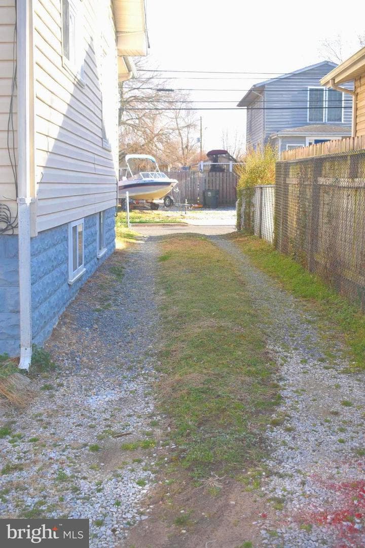4318 Newton Street photo 46