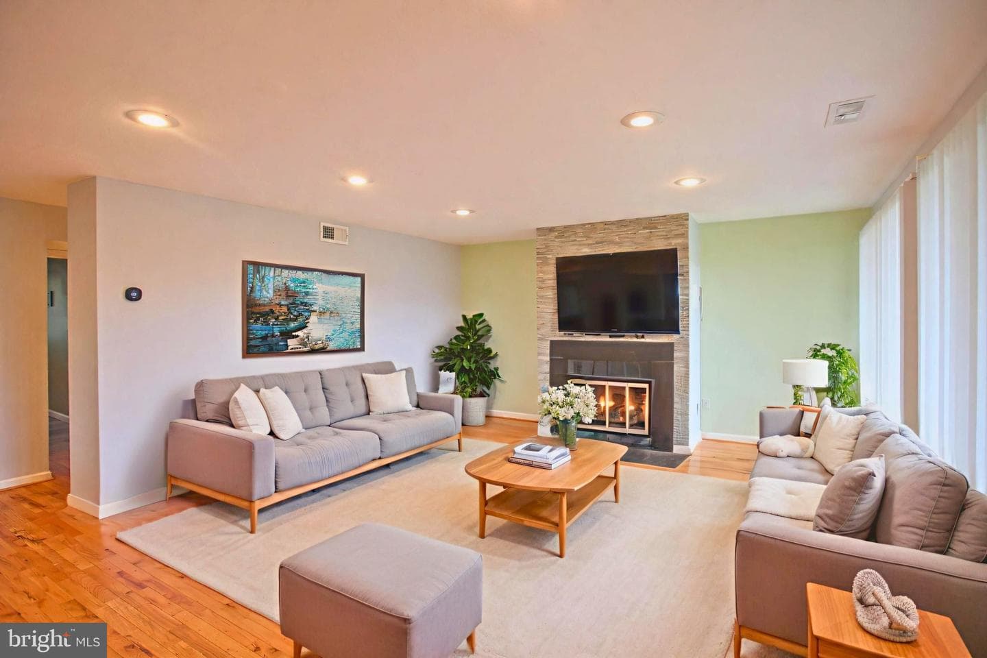 7103 Donnell Place #d
