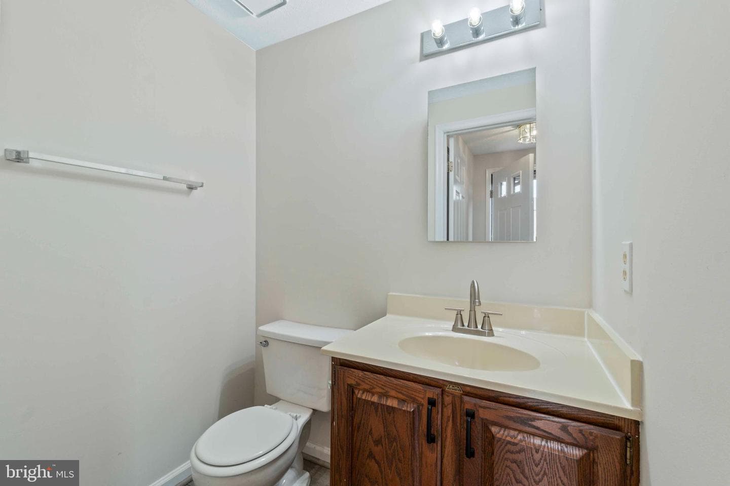 11327 Broken Bow Court photo 2