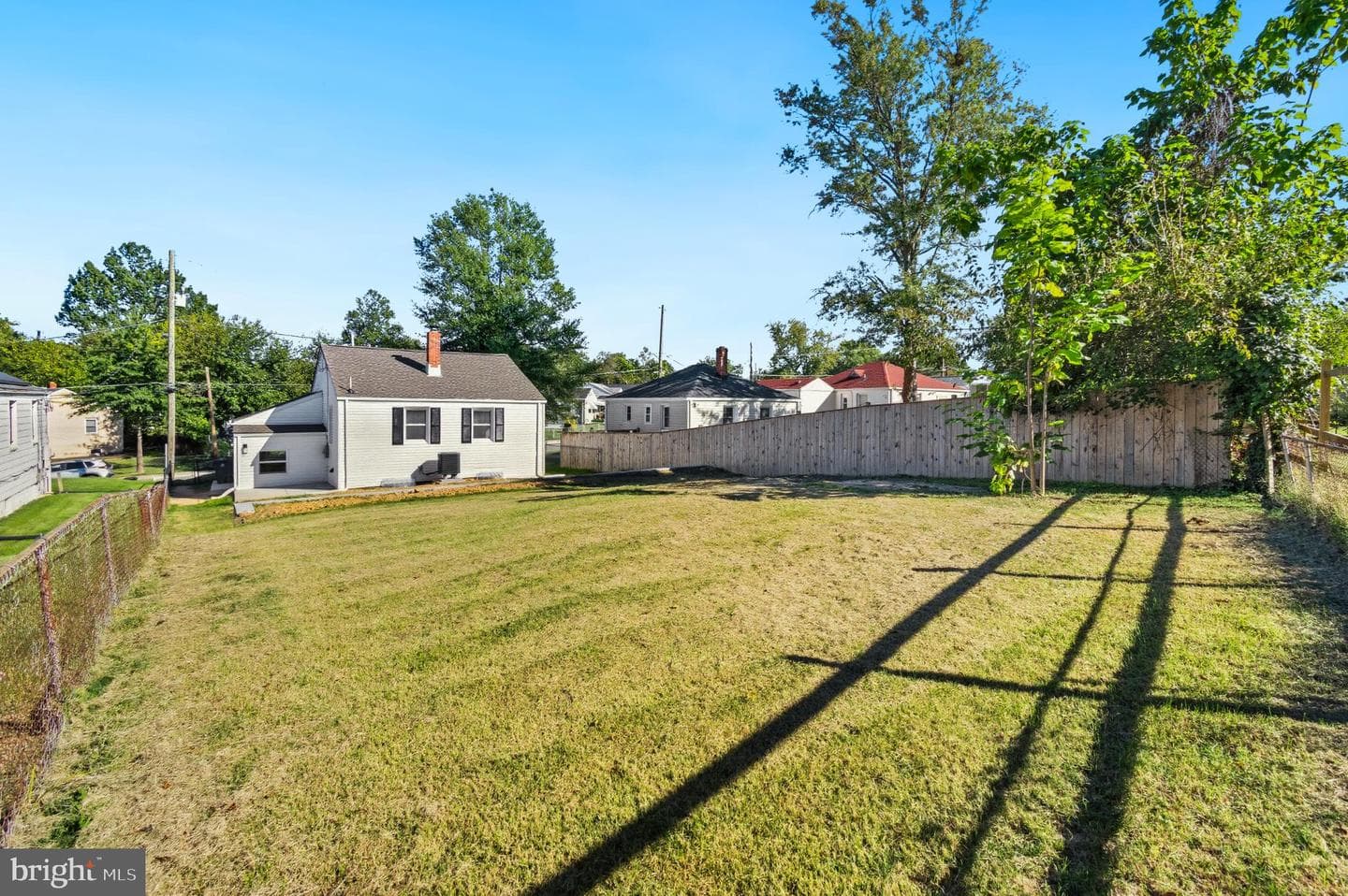 1312 Dunbar Oaks Drive photo 4