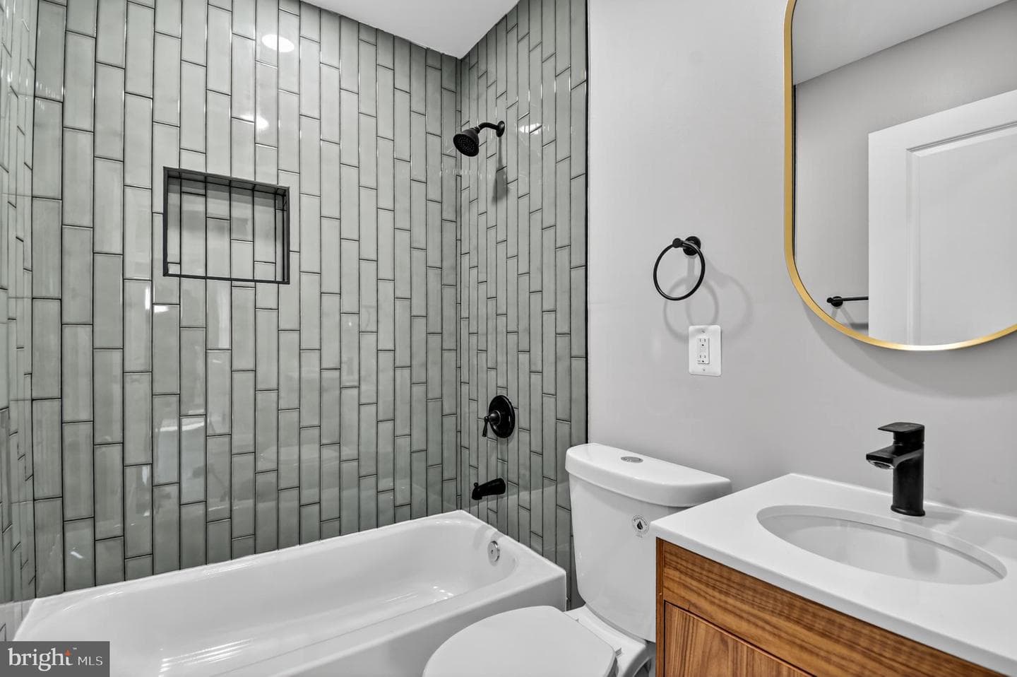 1312 Dunbar Oaks Drive photo 8
