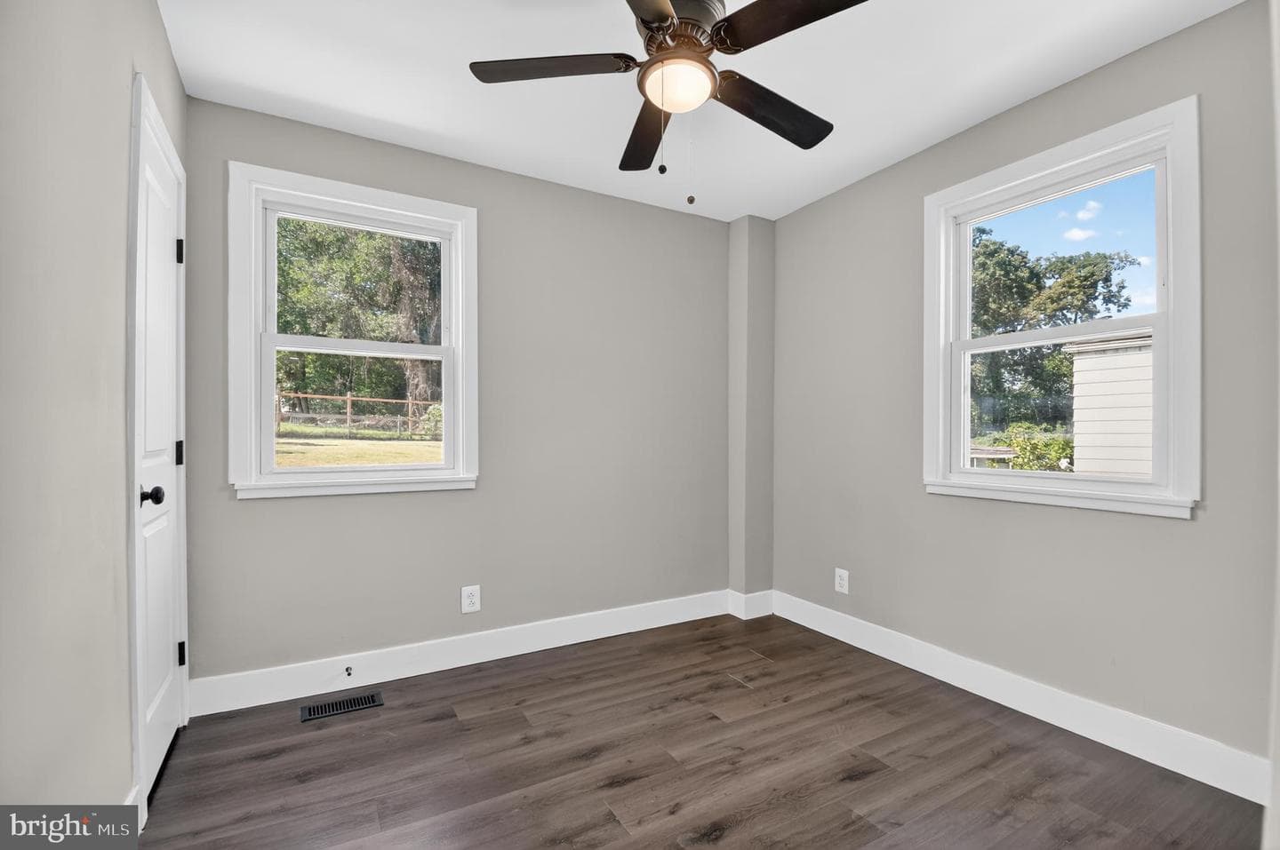 1312 Dunbar Oaks Drive photo 9