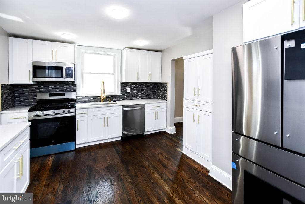 4104 Byers Street photo 11