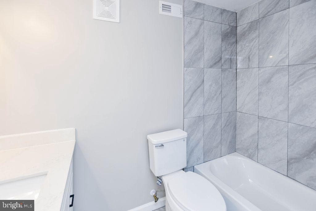 4104 Byers Street photo 26