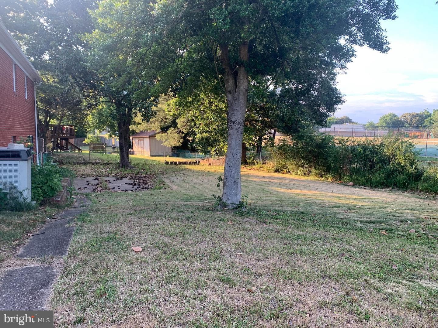 9910 Glen Way photo 31