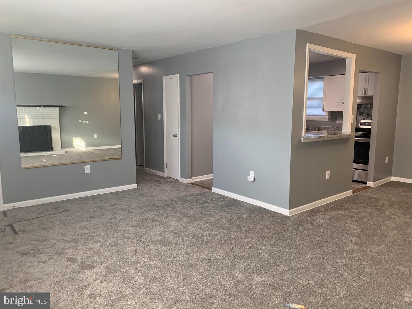 9910 Glen Way photo 4