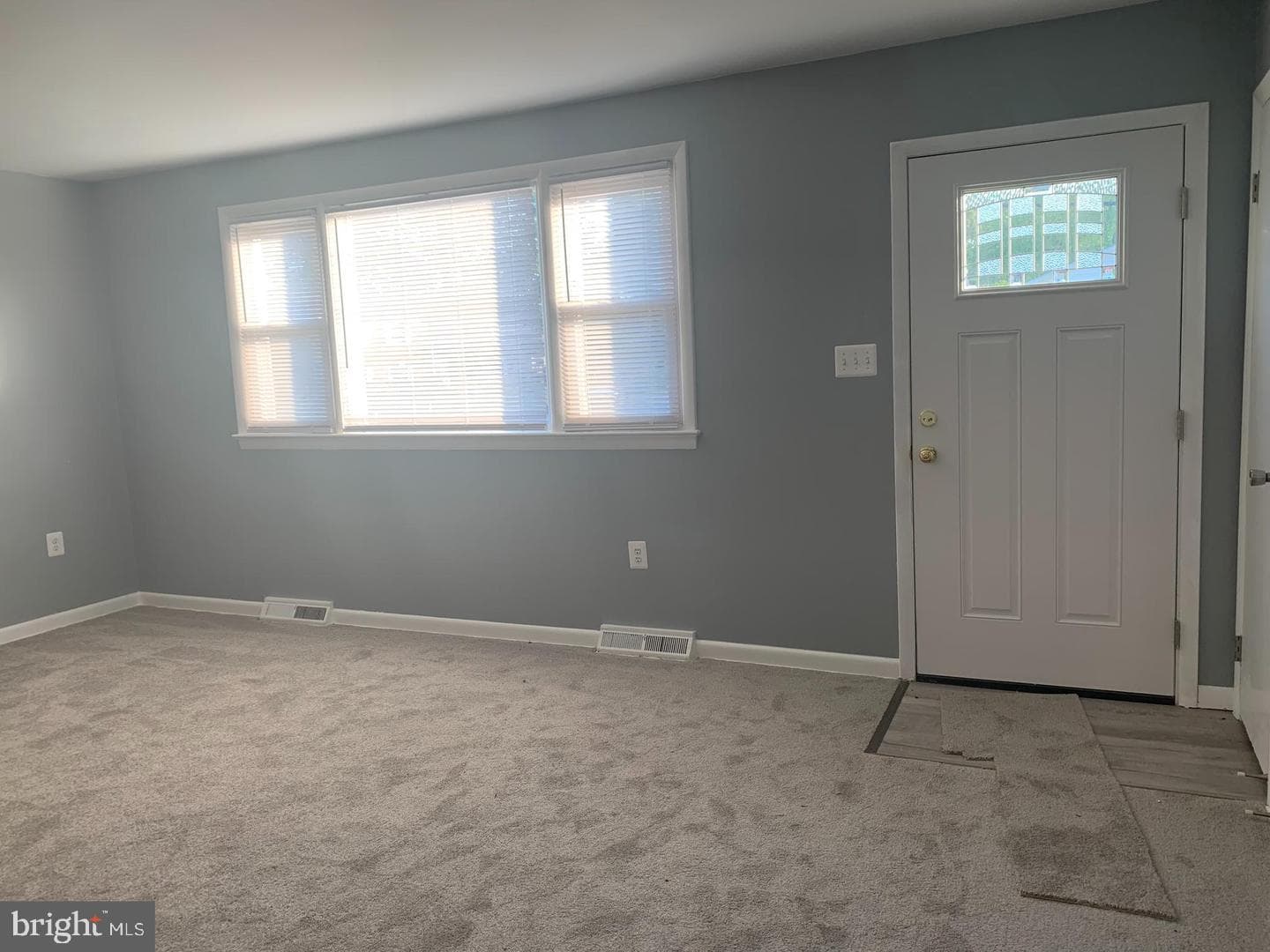 9910 Glen Way photo 9