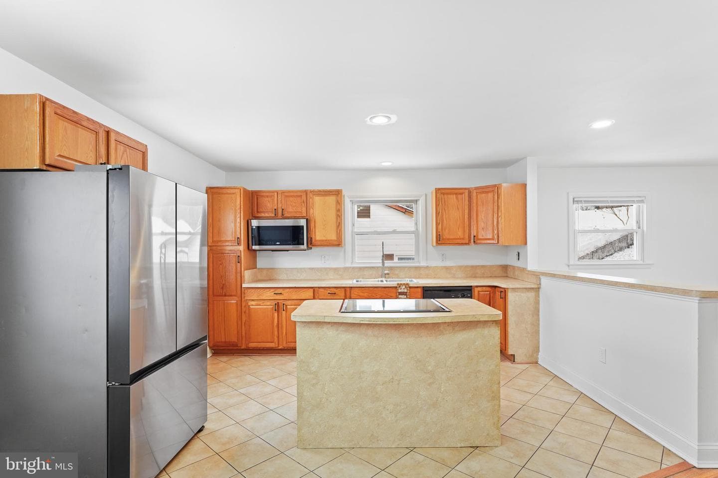 6903 Fawncrest Drive photo 18
