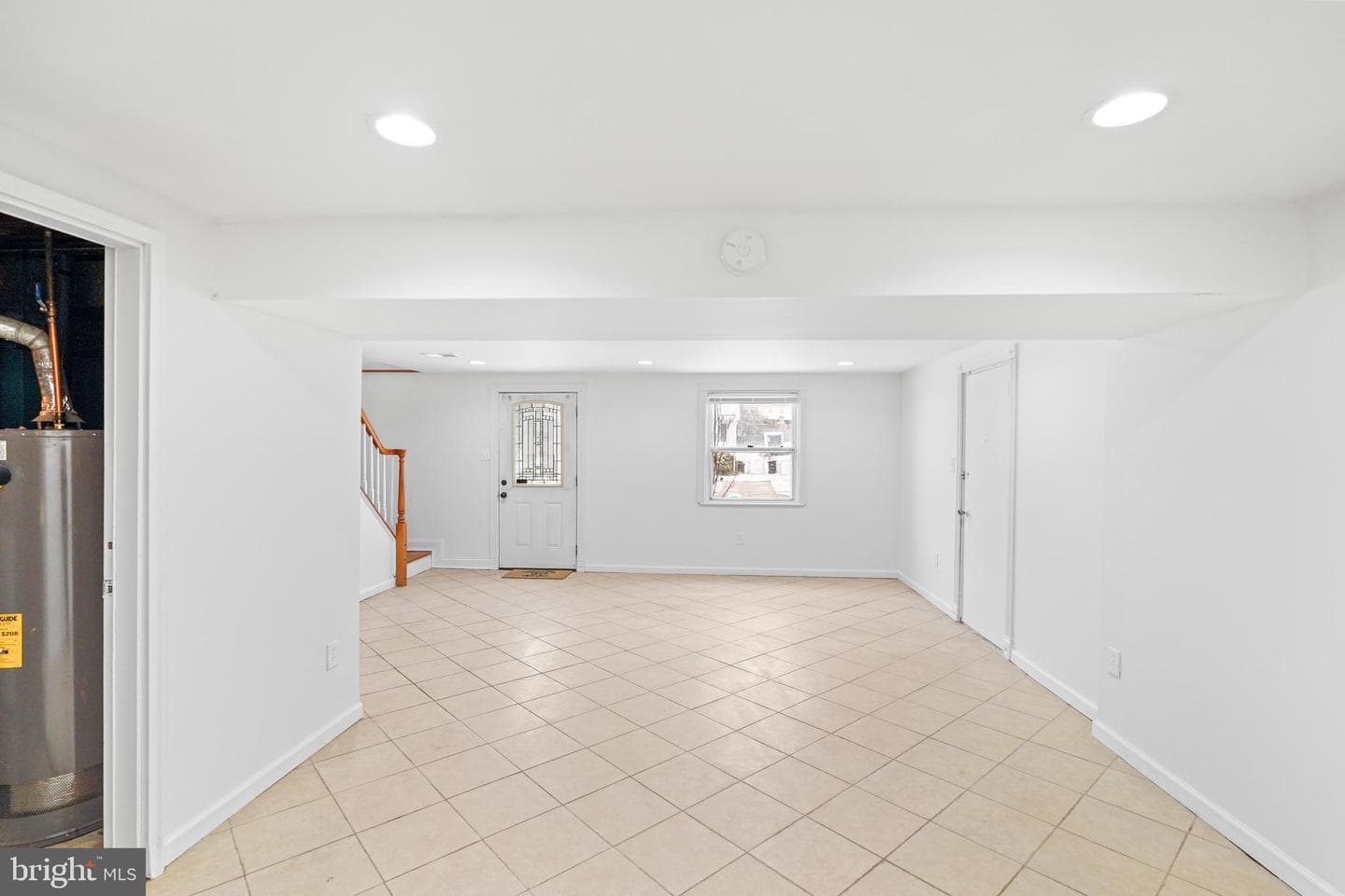 6903 Fawncrest Drive photo 5