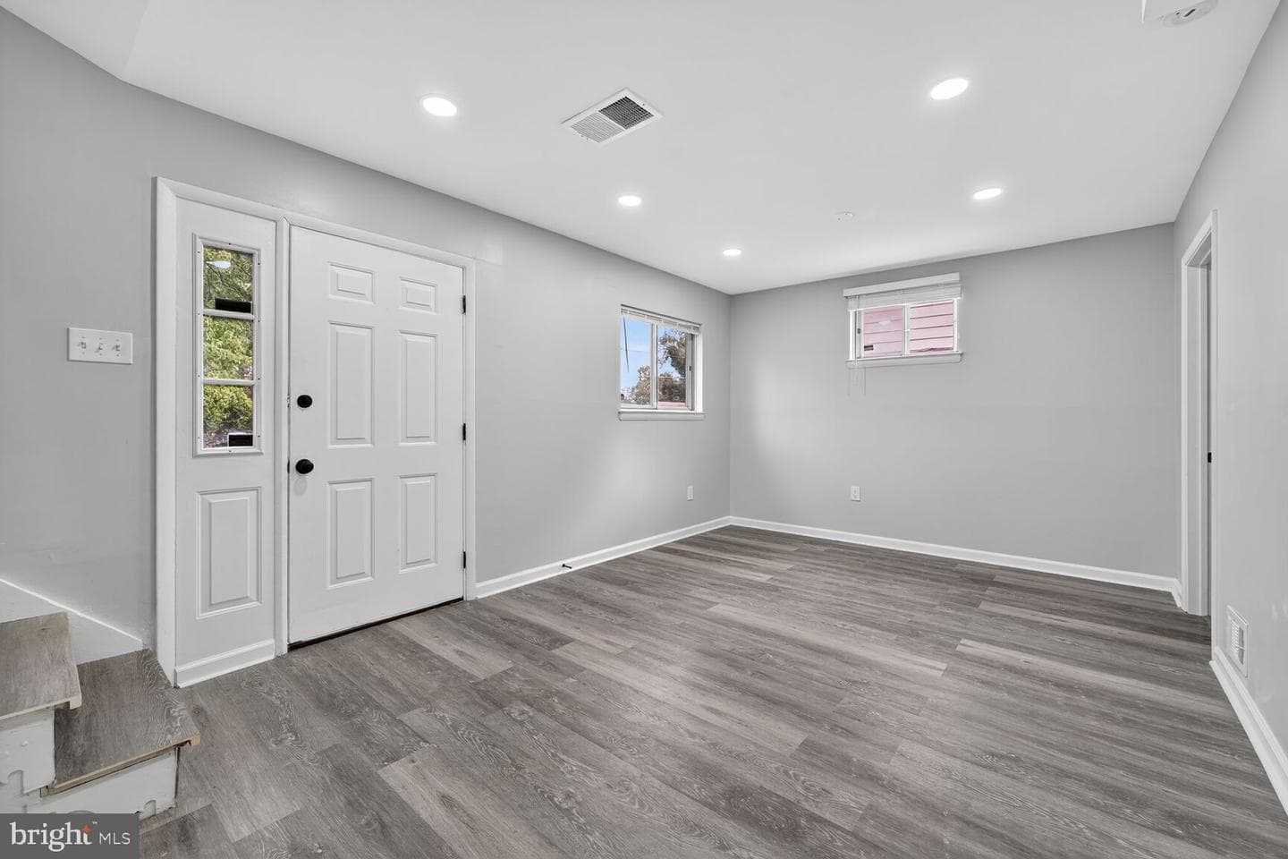 4705 Medora Drive photo 4