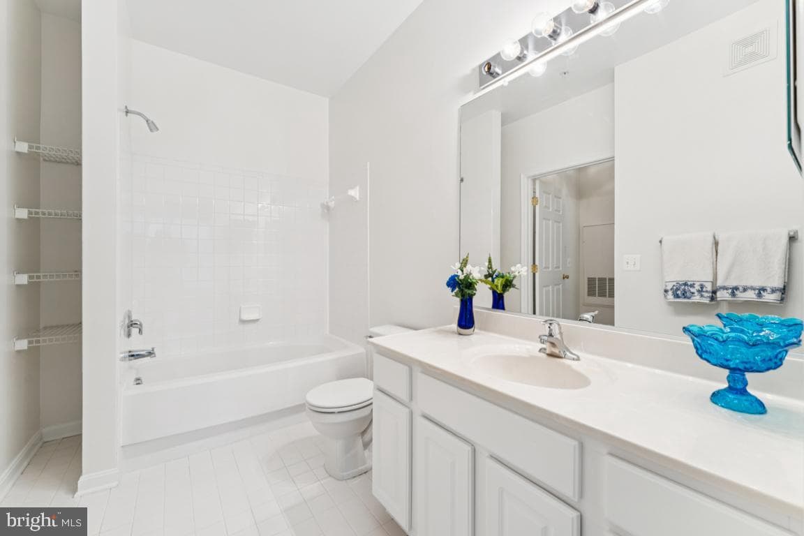 15612 Everglade Lane #106 photo 22