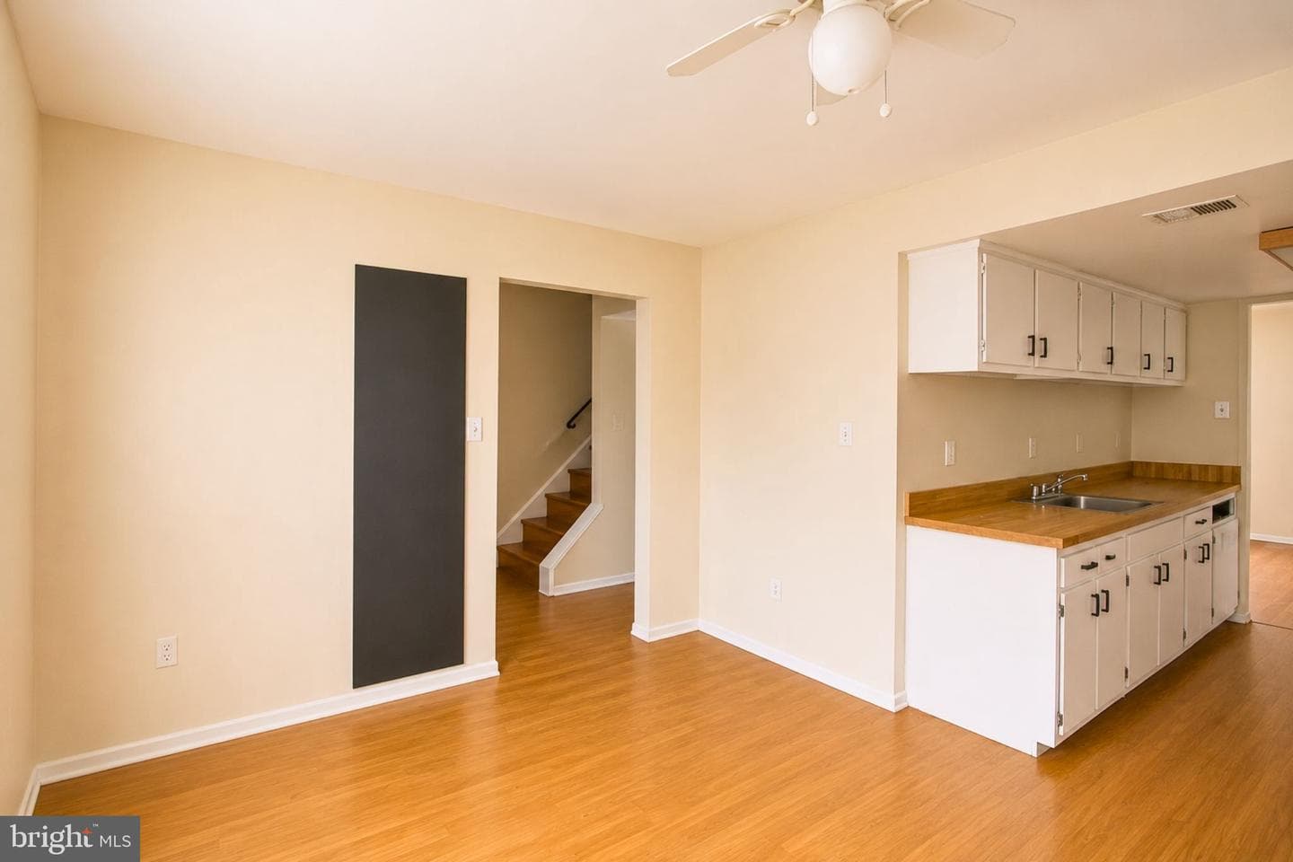 9002 Continental Place photo 7