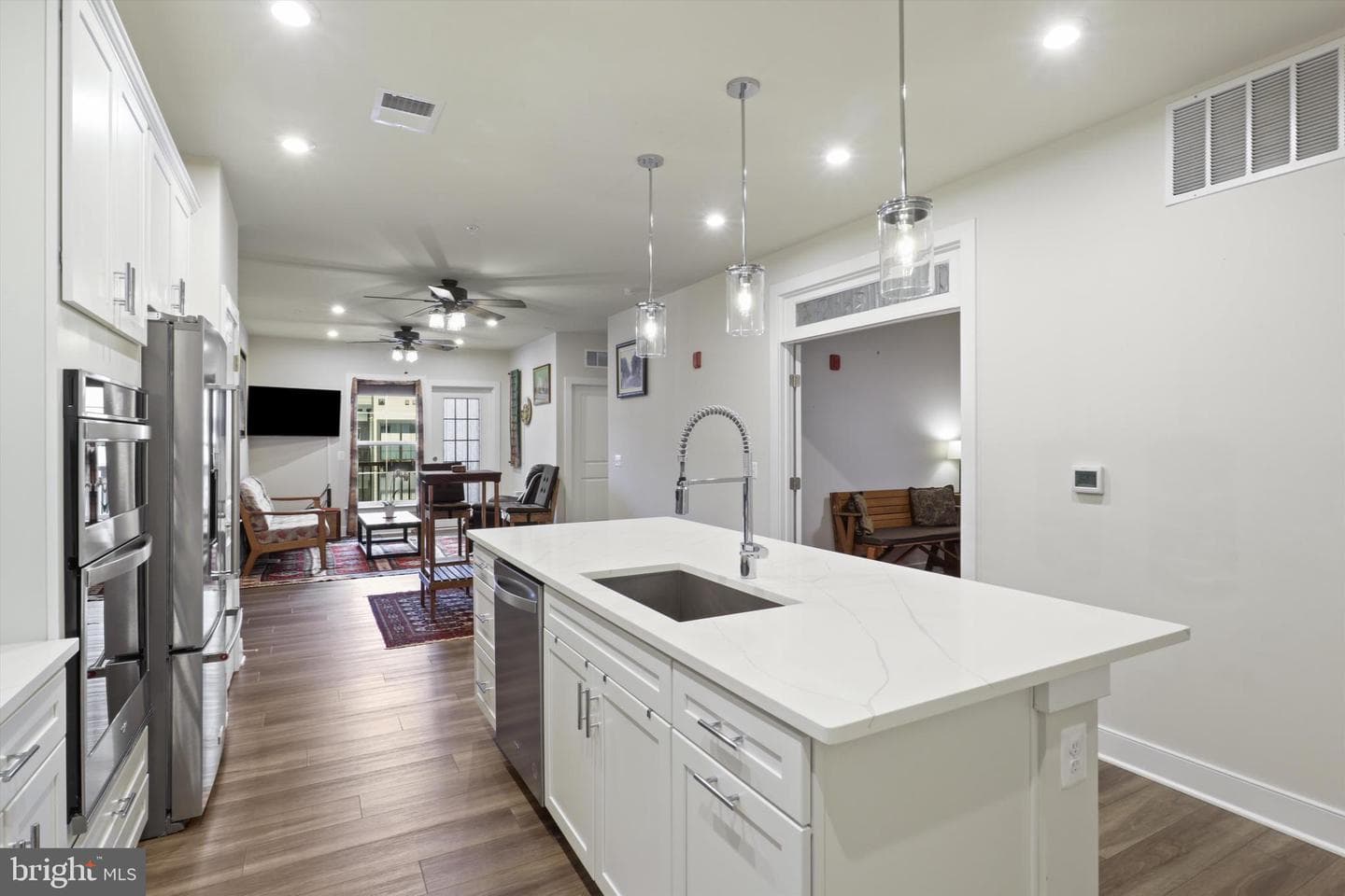 104 Saint Ives Place #409 photo 6