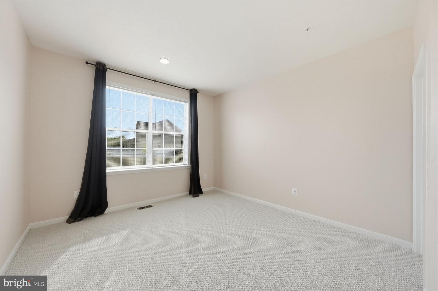 11538 Neon Road photo 24
