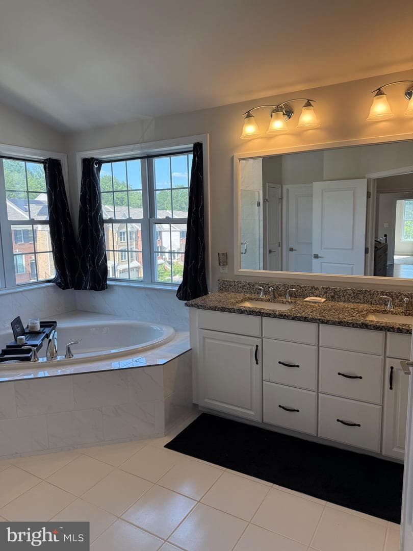 3600 Martingale Road photo 28