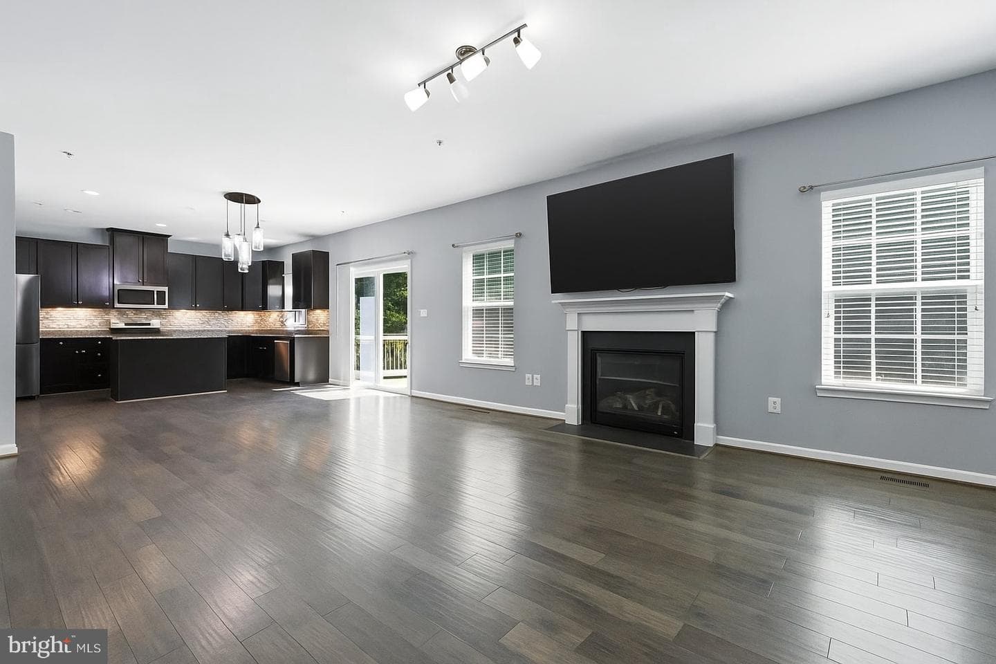 8518 Cedar Chase Drive photo 8