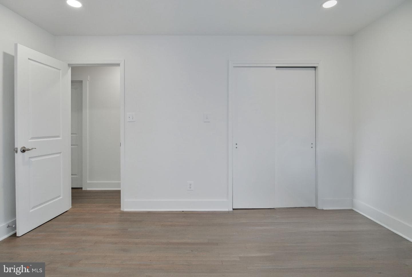 2016 Spring Grove Drive photo 18